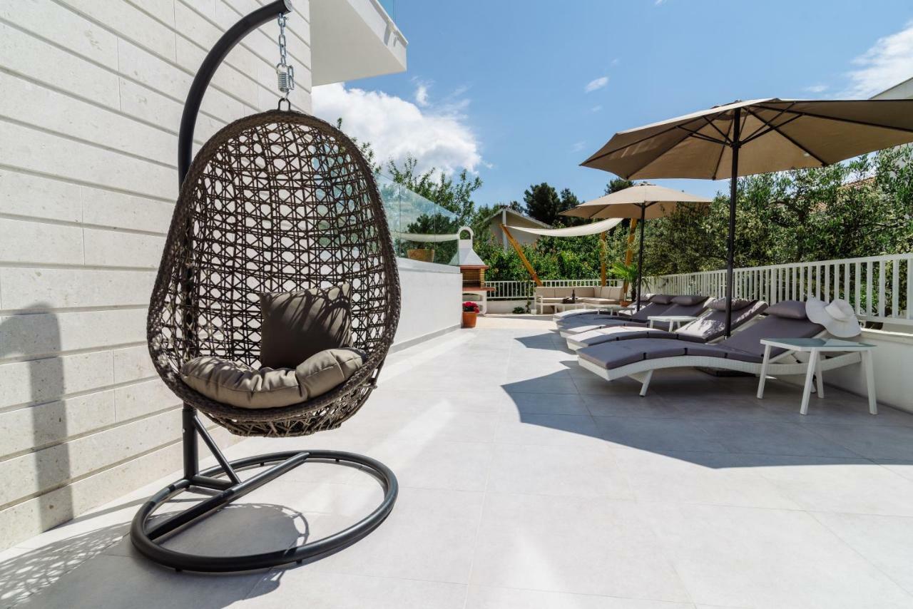 Apartments Villa Dalmatia Trogir Exterior photo